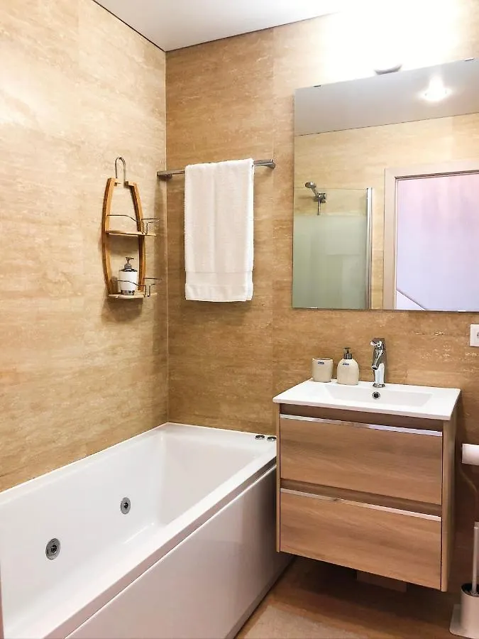 Lux&2Jacuzzi. New! Golden Mile Las Americas, Parque Santiago 2. Pool Heated Sea Water 2 Bdr Playa de las Americas  Playa de las Americas (Tenerife)